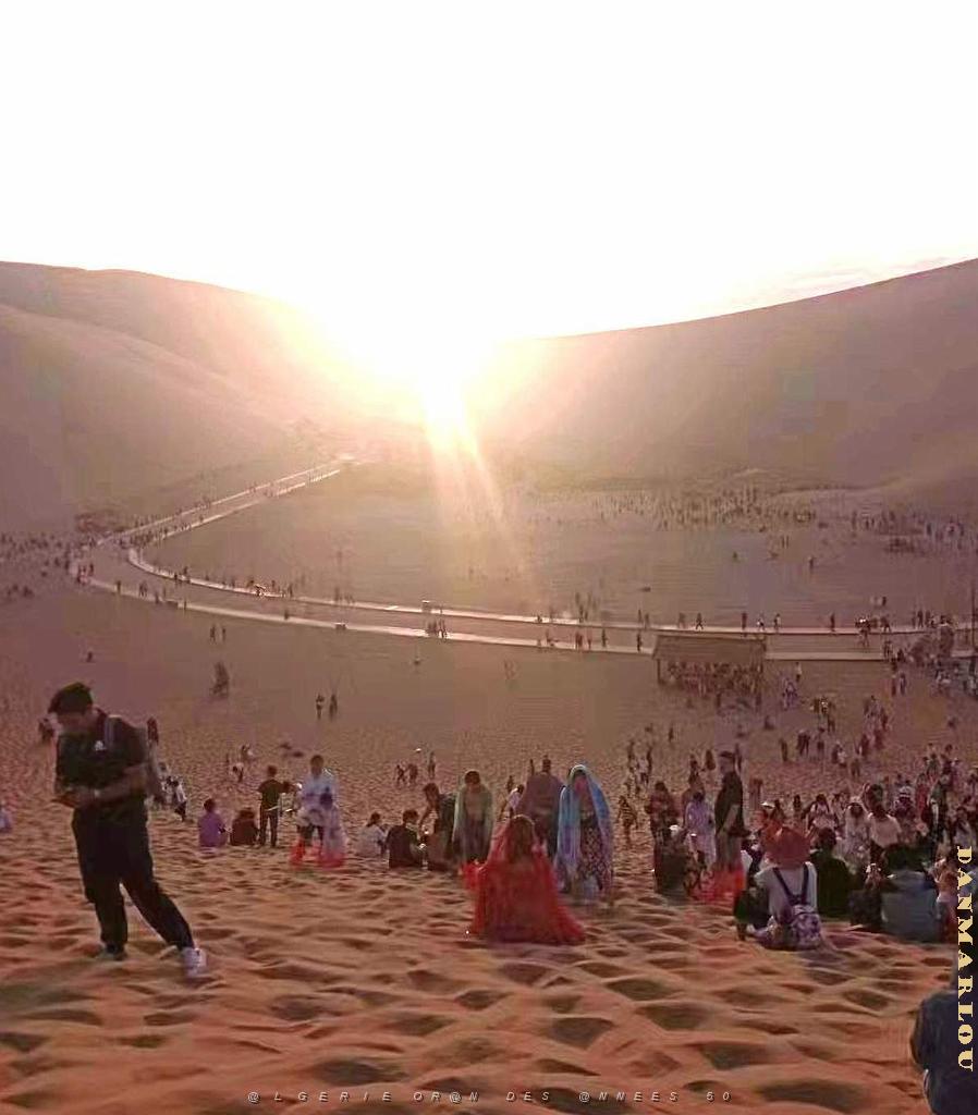 DUNHUANG - 135 -Grottes de Mogao .jpg